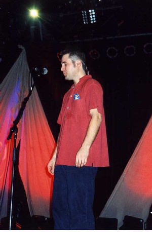 lo23